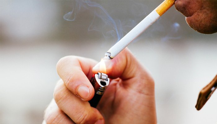 Sigara İçmek Anksiyete ve Paranoyayı Tetikliyor