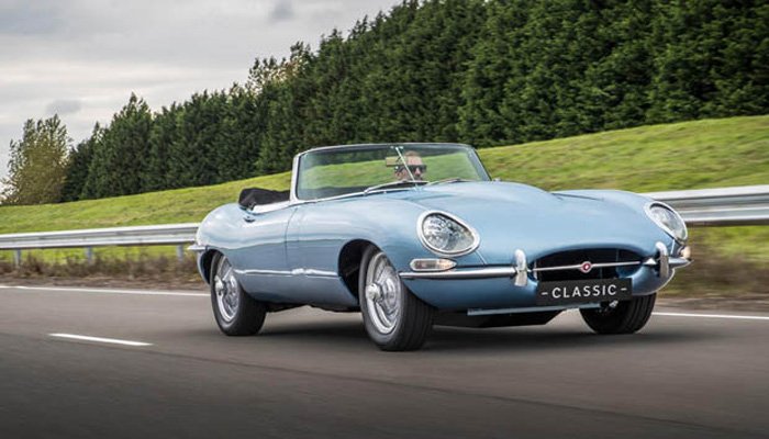 Jaguar Elektrikli Klasiğini Tanıttı